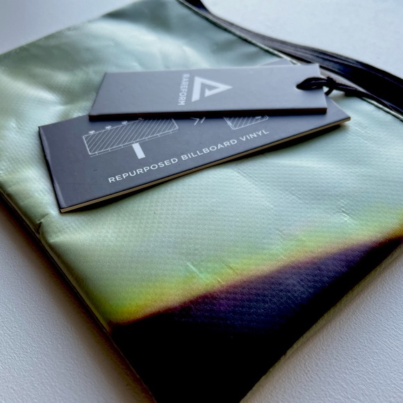 RAREFORM Clarke Clutch - Picture 2 of 7